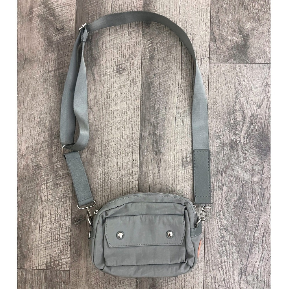 Martha Stewart Grey Nylon Crossbody Camera Bag Multi-Pocket Adjustable Strap